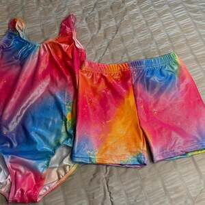 XiaoMoSha Girls' Sparkly Rainbow Tie-Dye Gymnastics Leotard & Shorts Set, Size 7